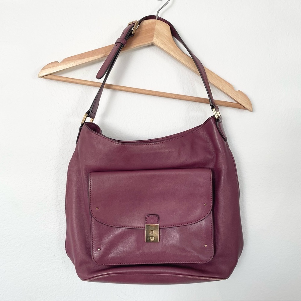 TORY BURCH
Leather Priscilla Hobo Bag
